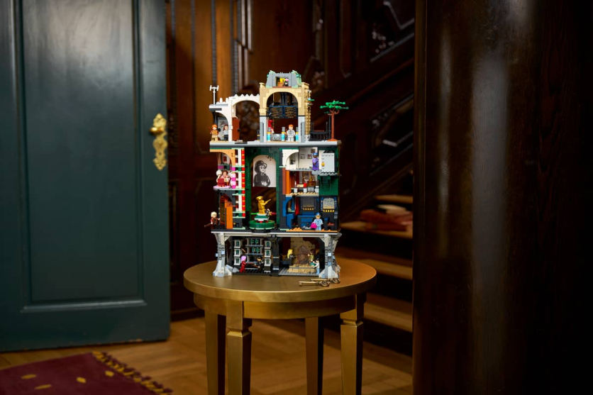 LEGO Ministry of Magic Launches Aug 29: Insiders Get Exclusive Phone Booth Free