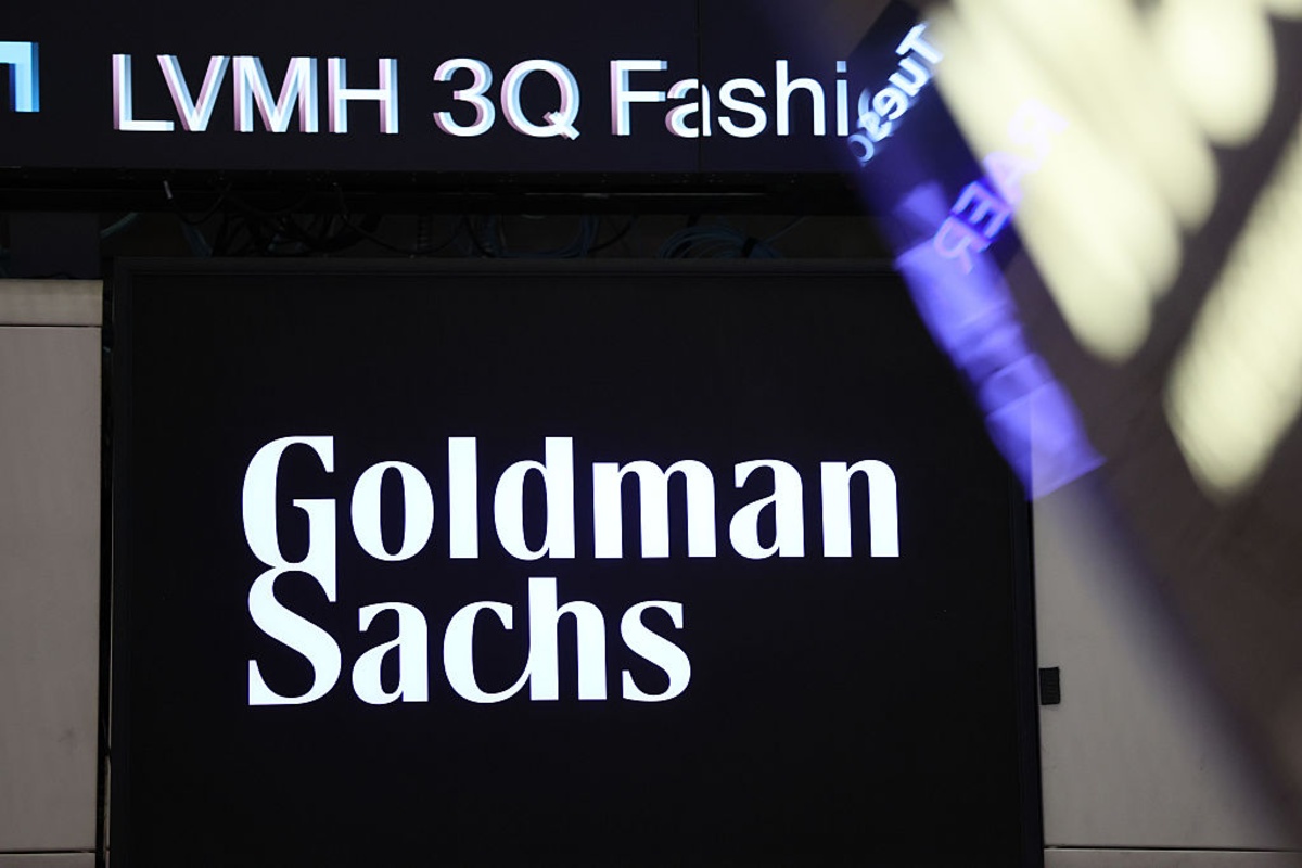 Goldman vượt mặt BlackRock trong cuộc đua ETF lợi suất Bitcoin với thỏa thuận NEOS trị giá $2.25B