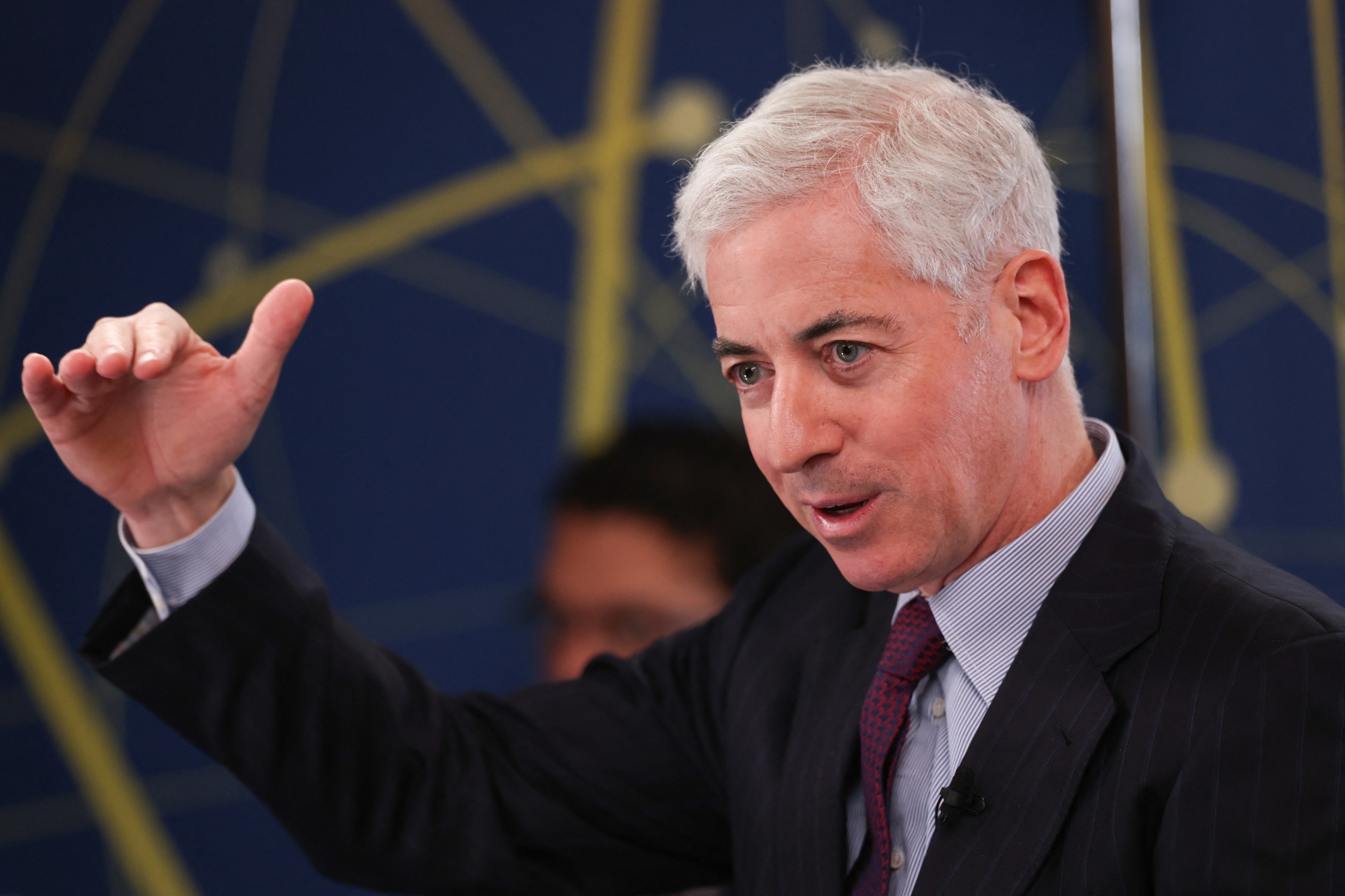 Hedge Fund Titan Bill Ackman Re-Enters Netflix Arena Following $400M Debacle