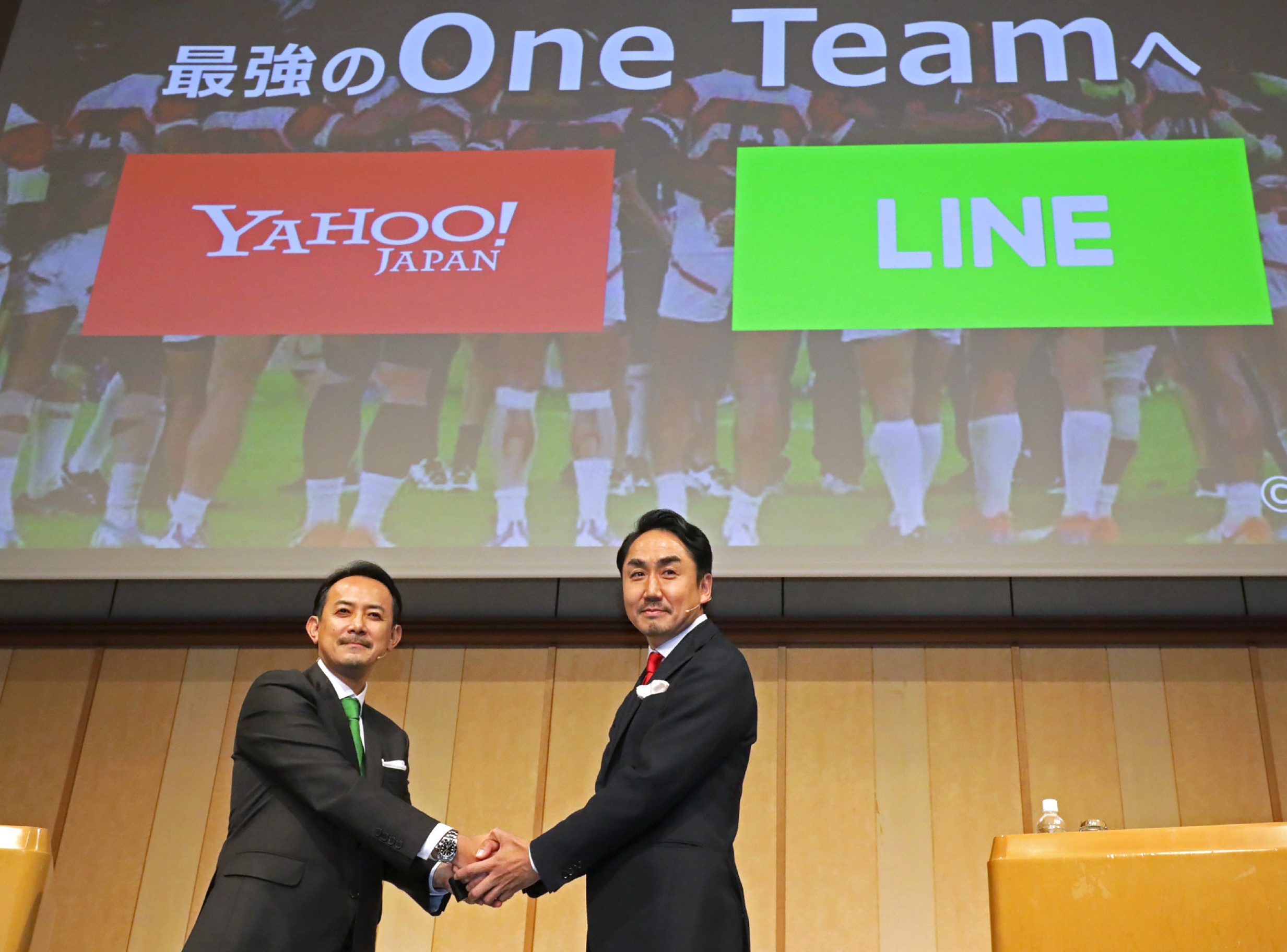 LINEYahoo Expert AI Replaces Open-Web Advice With Named Creator Authority