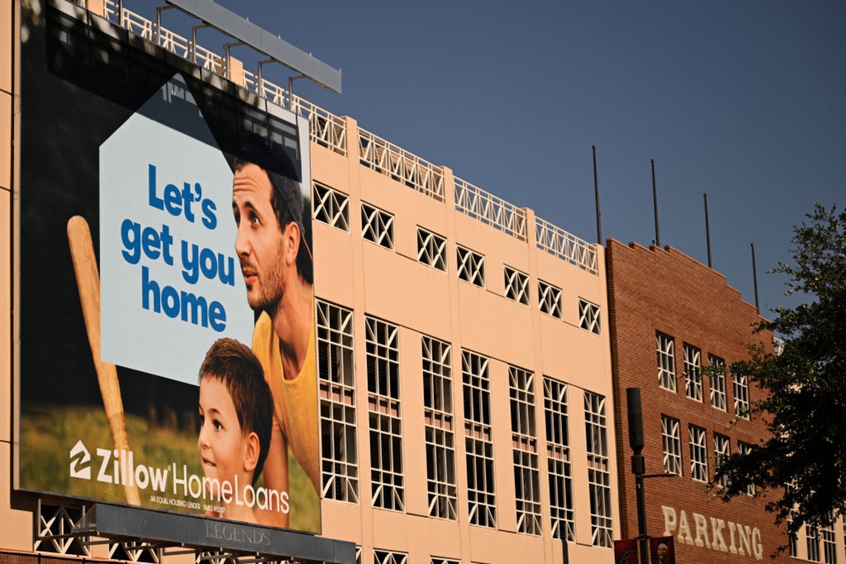 Zillow Paid Redfin 100M To Exit Rental Market FTC Forces Return Of Rival zillow-paid-redfin-100m-to-exit-rental-market-ftc-forces-return-of-rival