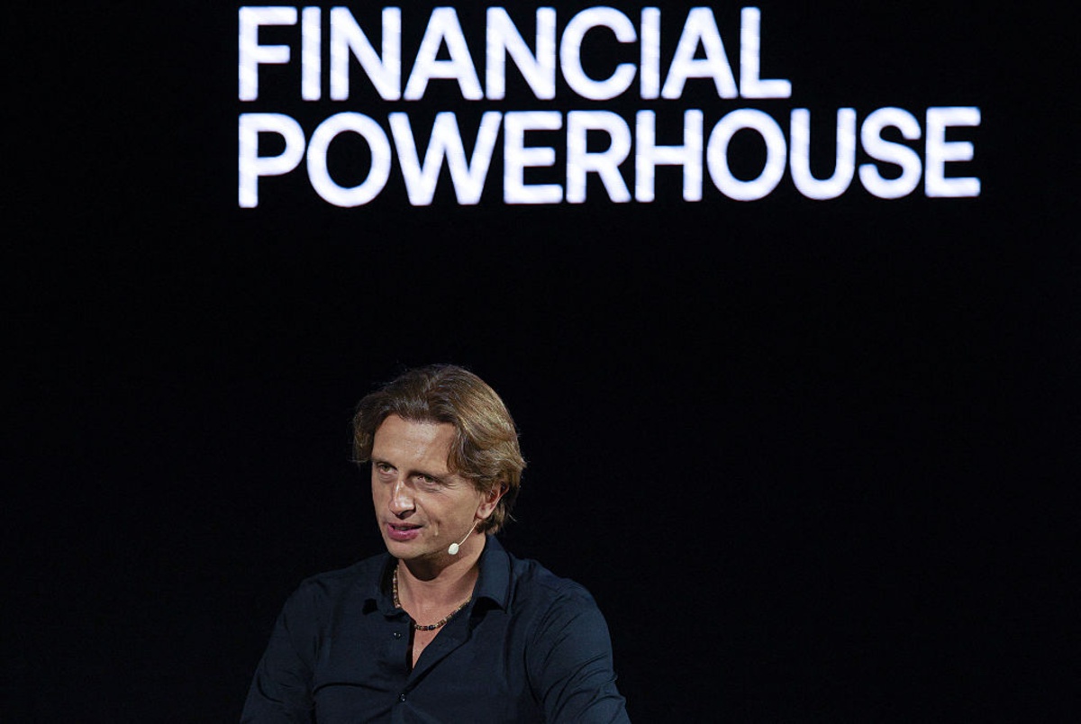 OCC Grants Revolut US Bank Charter; Four Key Services Need Separate Sign-Off