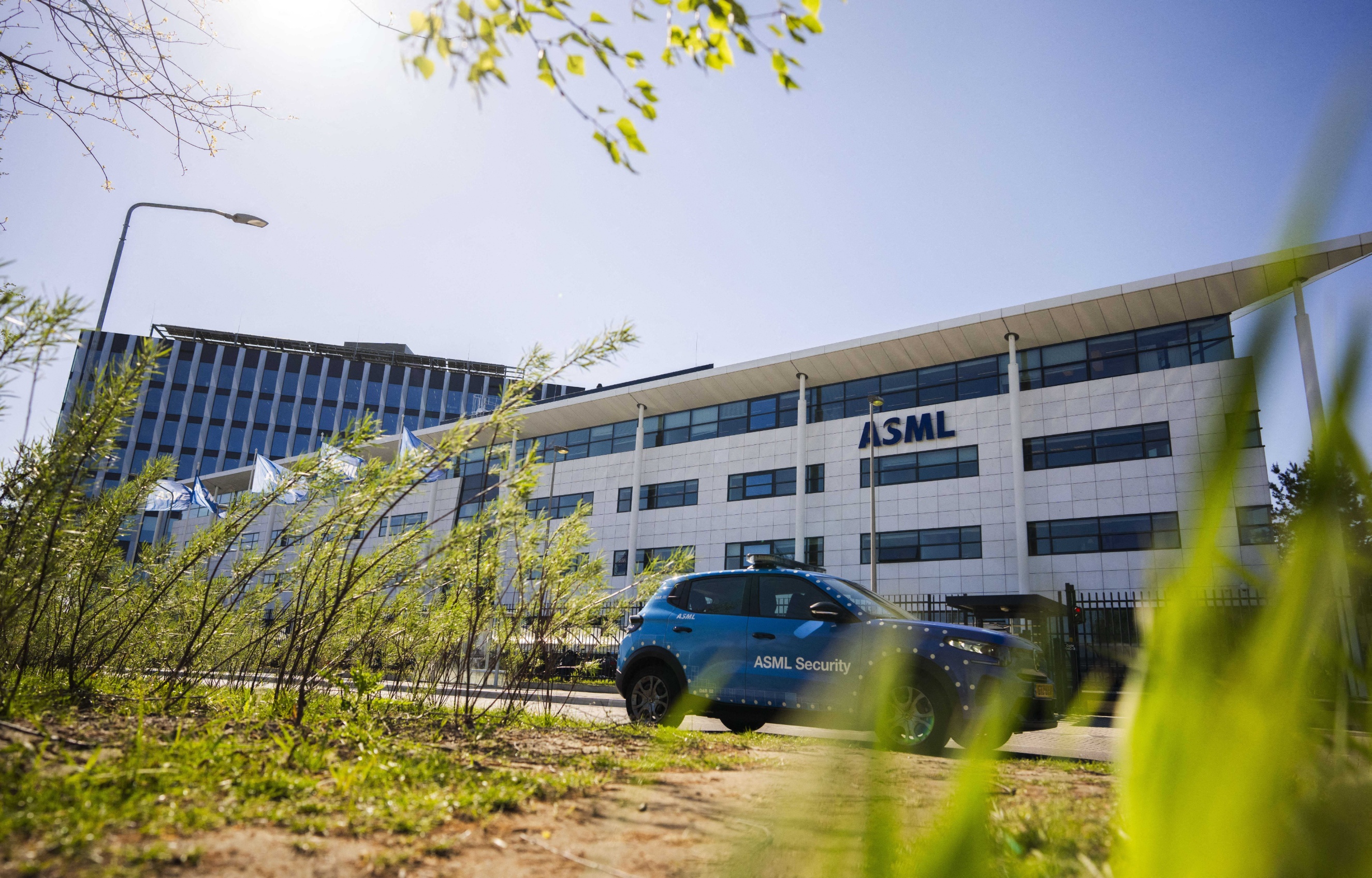 TSMC подключилась к High-NA EUV: все четыре чипмейкера используют литографию ASML