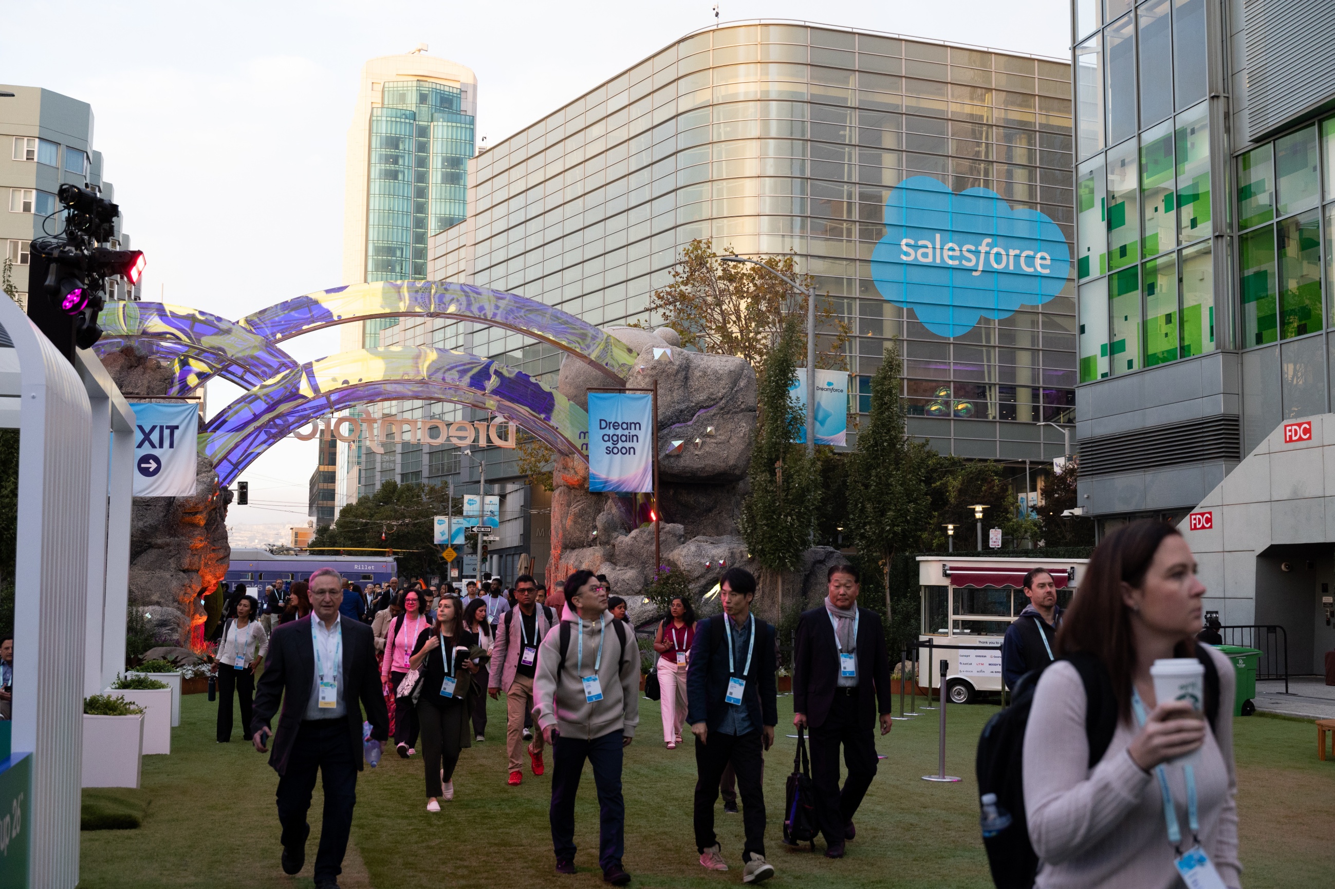 Salesforce выпустила CRM-модель Koa на базе Nvidia Nemotron
