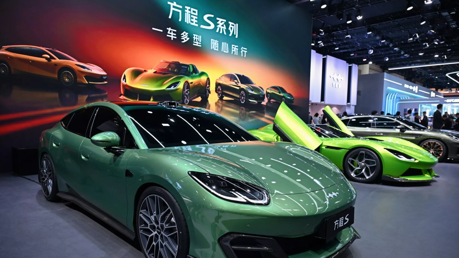 Supercar Suspension in $28K EV: BYD's DiSus-M Makes Its Mass-Market Debut
