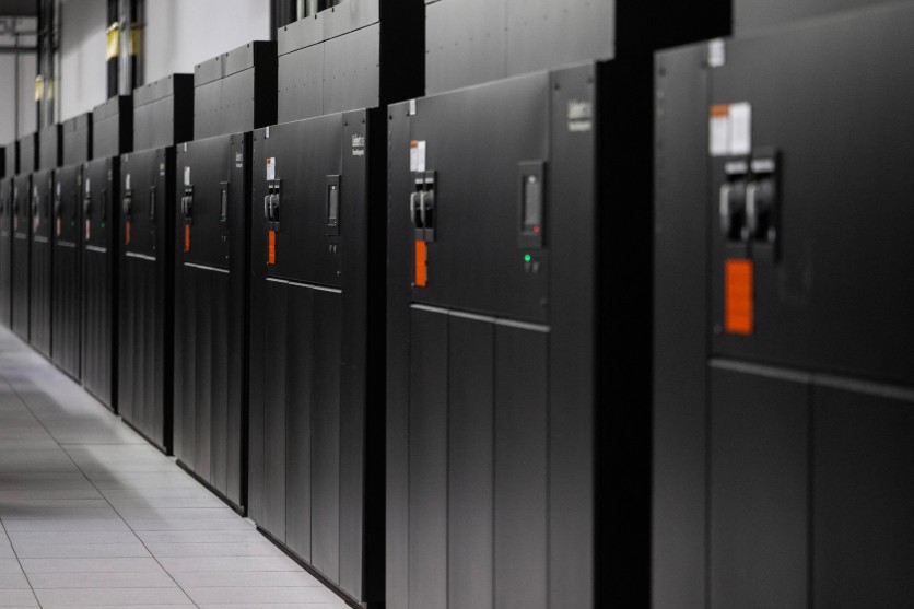 Tech Data Room AI Data Centers Lose Right to Build in Virginia as Senate Stalls ...