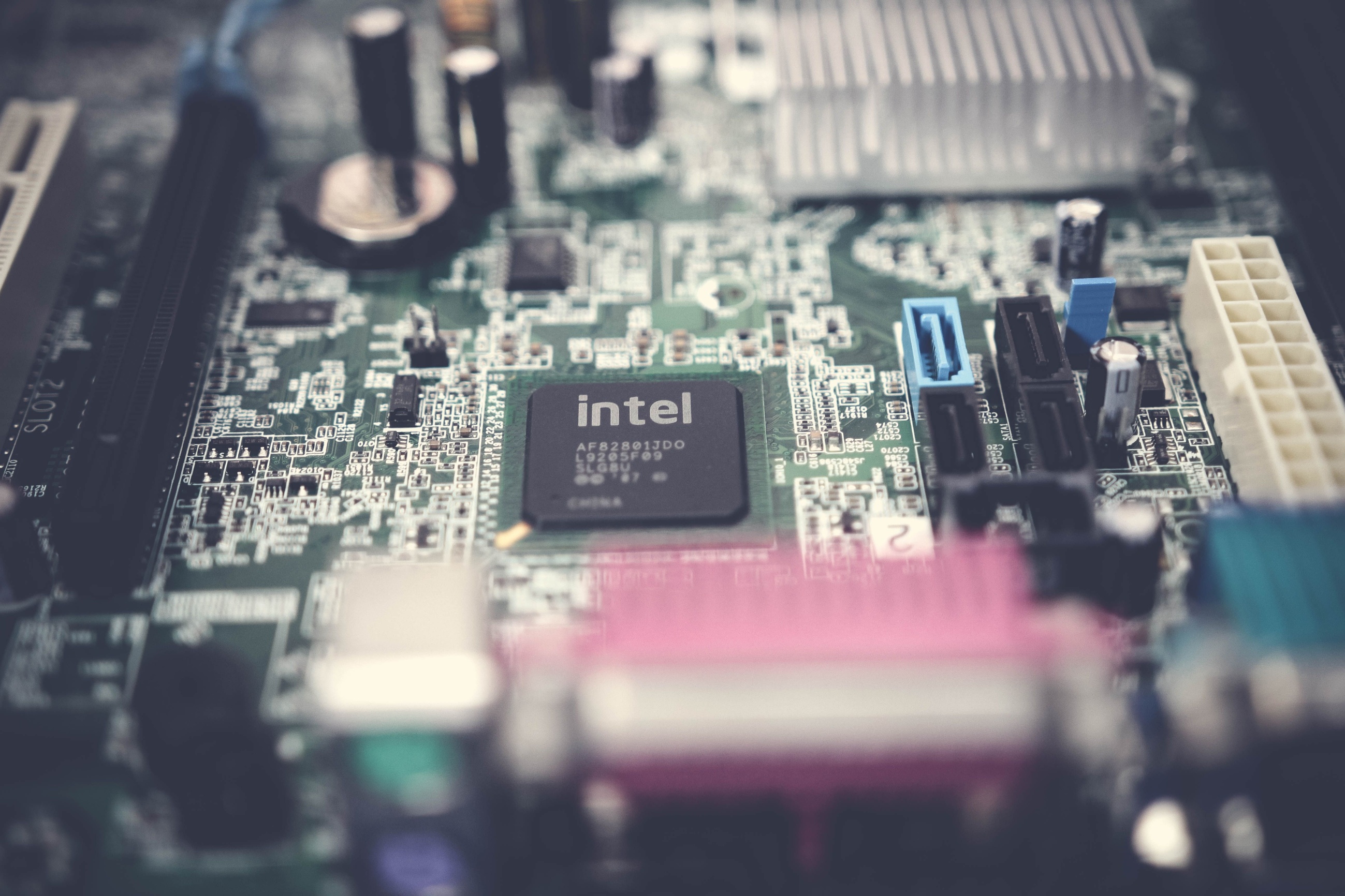 Intel CPU Replacement Loop: Raptor Lake Owners Hit Four Swaps With No End ...