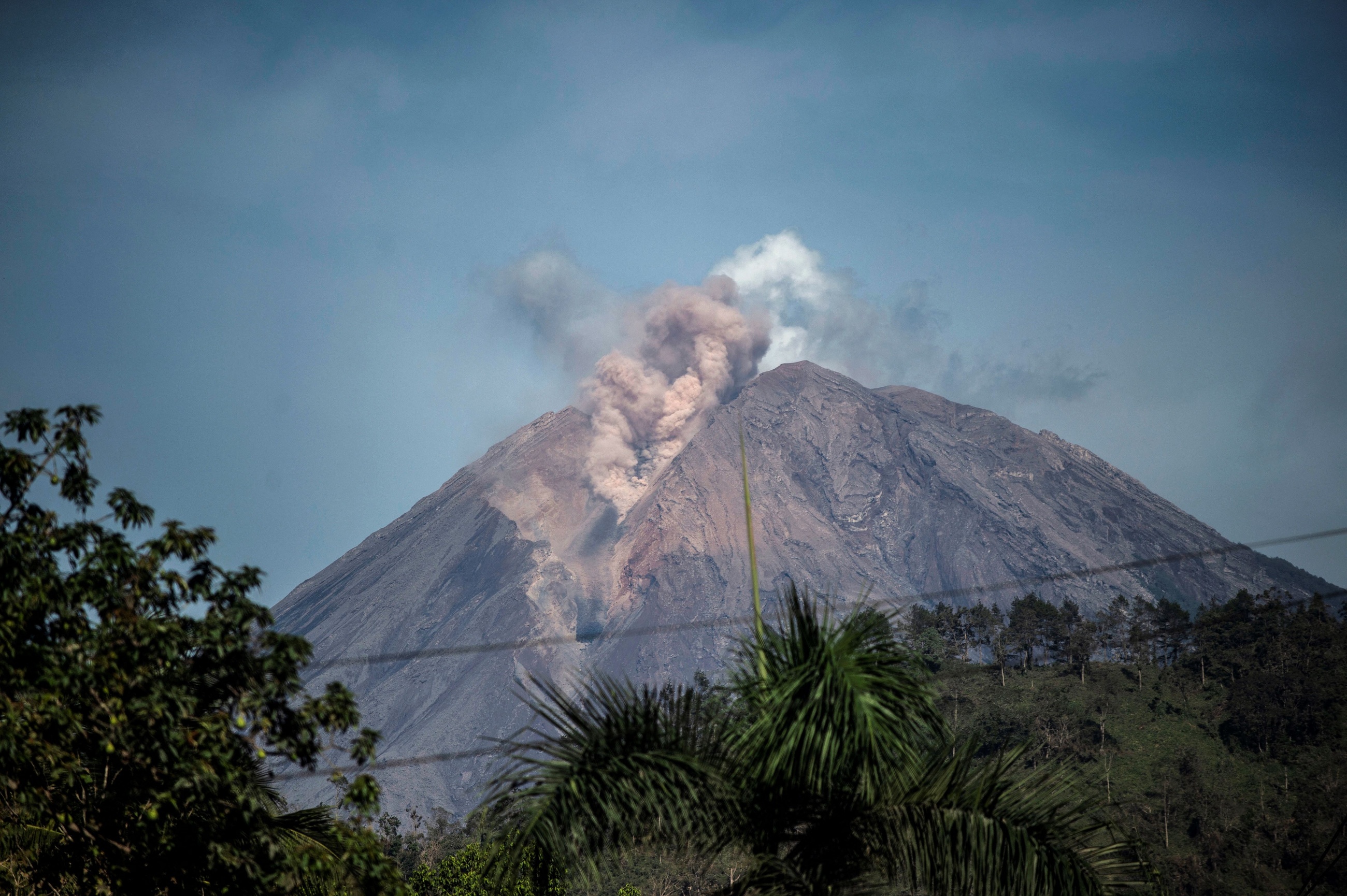 Caldera Collaps Indonesia Built Its Government Seat in Mapped Volcano Hazard Zone: Now ...