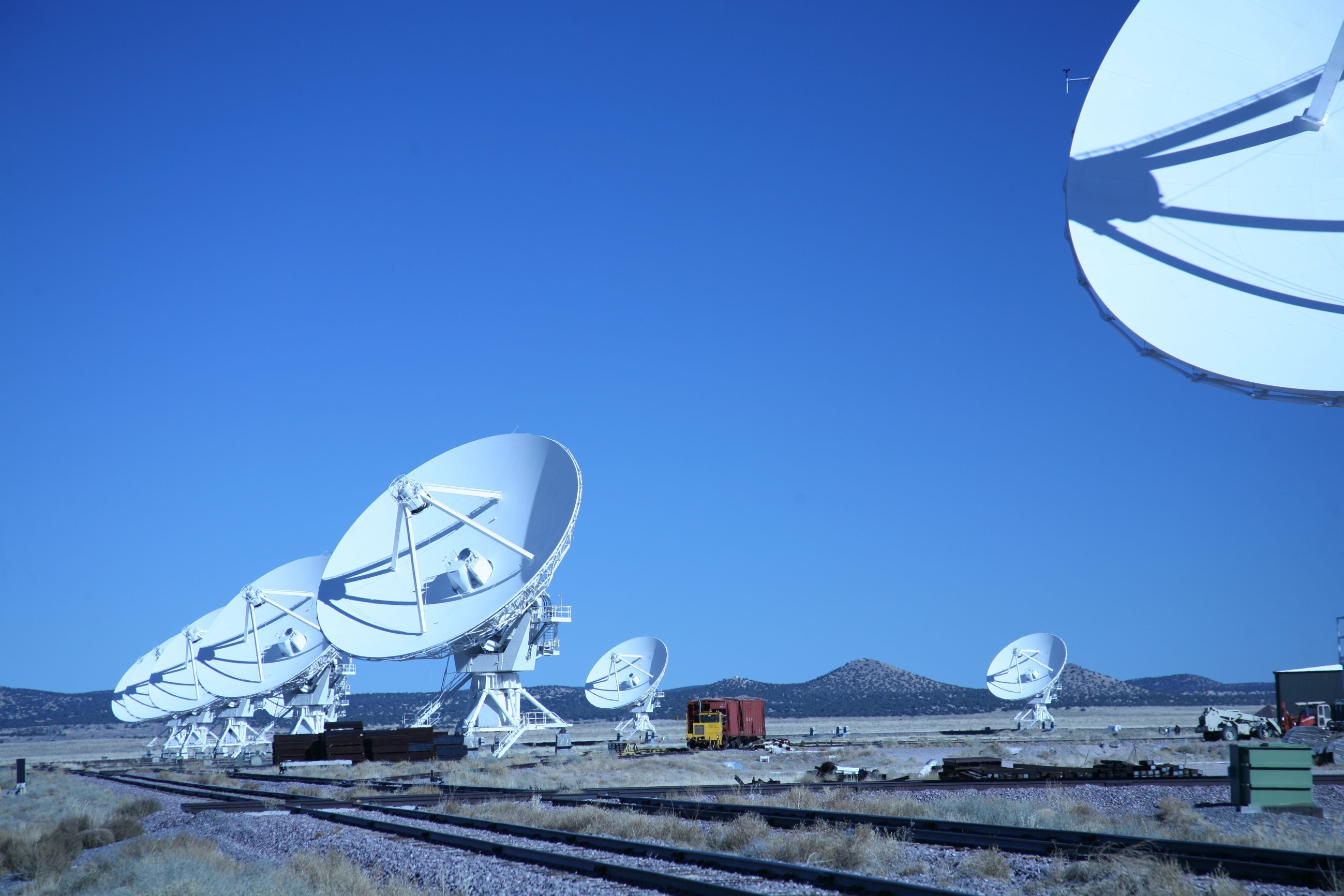 India Transmits Quantum Keys Across 5.56 km of Open Air, Validating ...
