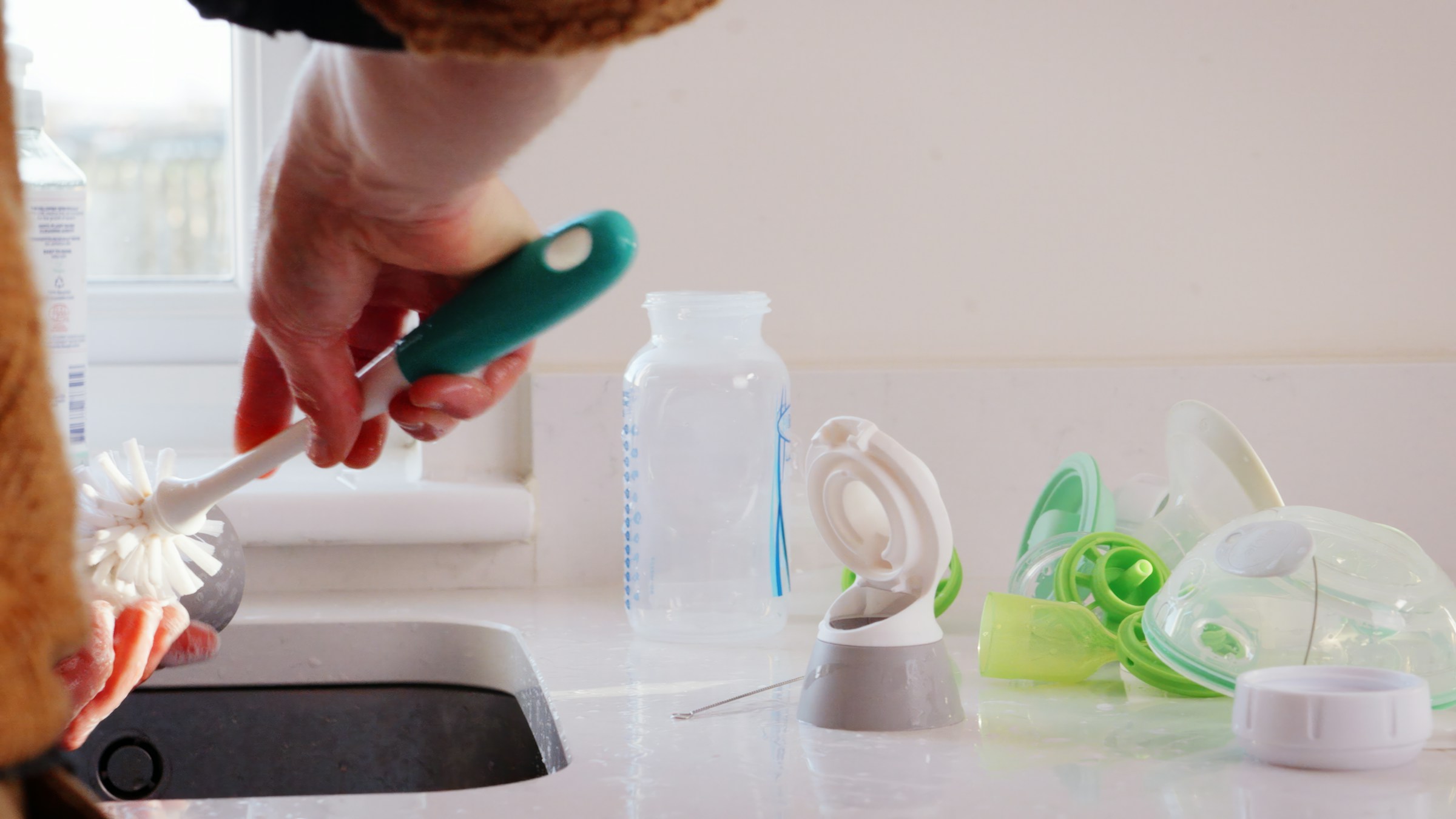 Bottle Washer vs Dishwasher: Which Cleans Baby Bottles Better?